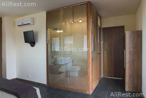 Hotel Logatero 37